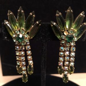 VINTAGE EARRINGS